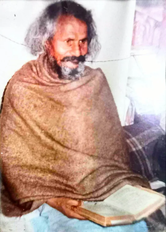 Mahāmaheśvara Paramabhaṭṭāraka Sarvatantrasvatantra Vidyābhūṣaṇa Svāmī Śrī Premchetan Brahmacāri