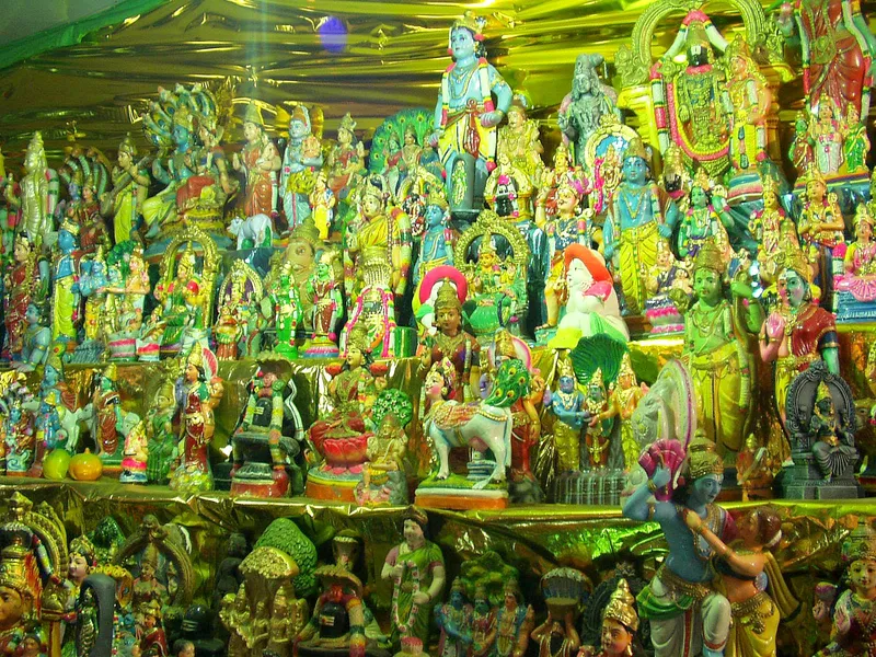 Navaratri Celebrations Across India: Traditions, Dance, and Culture