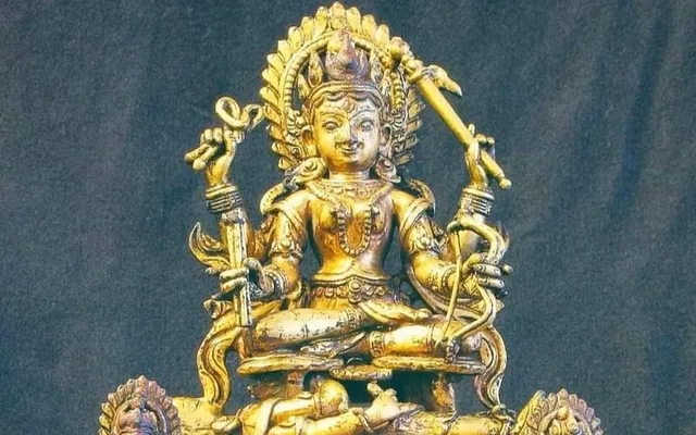 A TRIKA READING OF TRIPURĀ