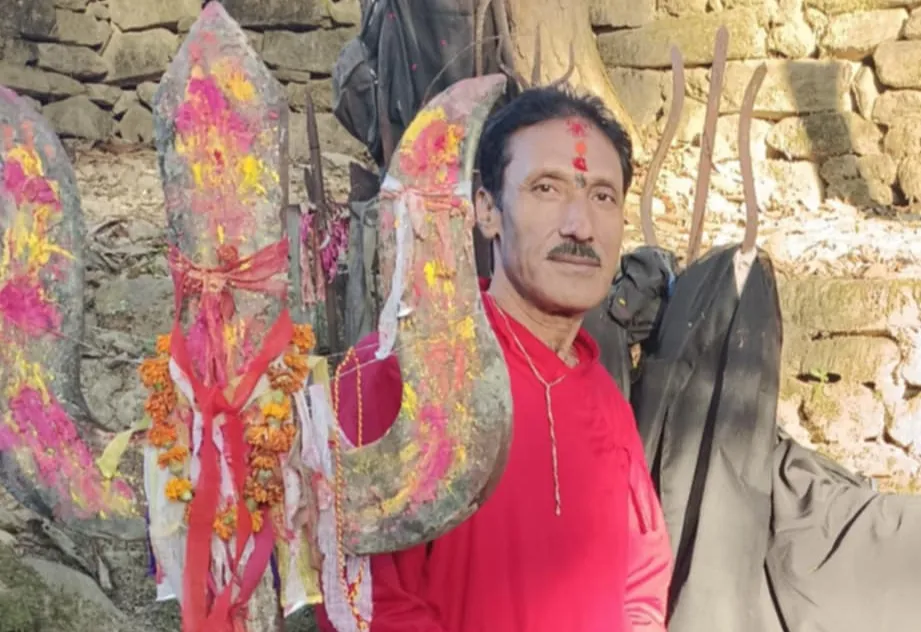 Interview with Niran Jvalānanda Rājopādhyāya